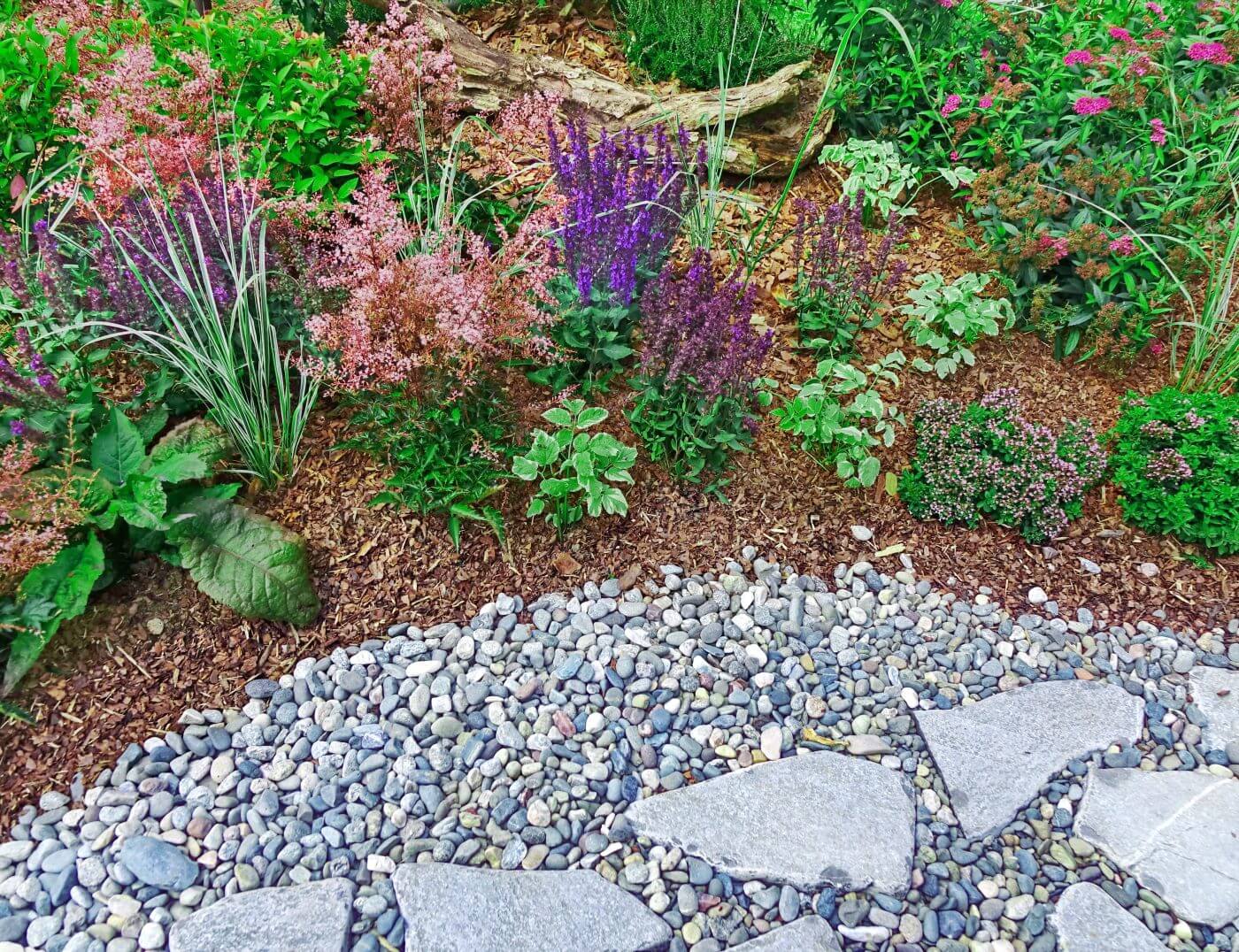 Black Mexican Beach Pebbles - Stones on Top
